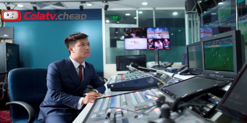 Bình luận viên chuyên nghiệp